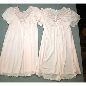 Vintage Shadowline Peignoir Set 2 pc Nightgown & Robe Nylon Size Med Pink USA